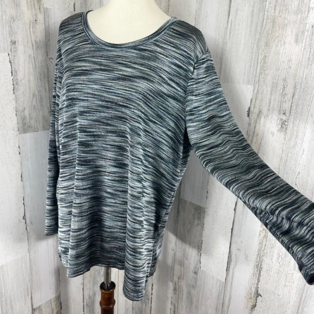 AVENUE Women's Plus Size Blue Space Print Long Sleeve Knit Shirt Top 18/20